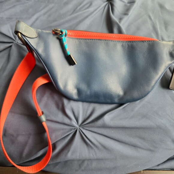 Coach Fanny Pack/Belt bag - Picture 3 of 4